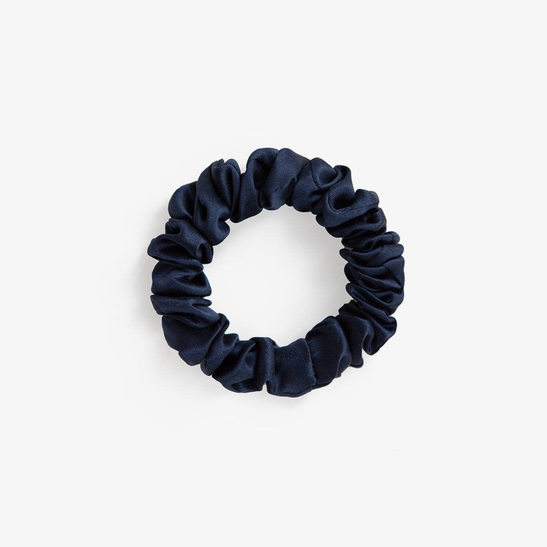Navy Blue Silk Scrunchie - Midi - SilkSleek